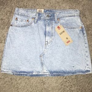 Levi’s Mini Skirt